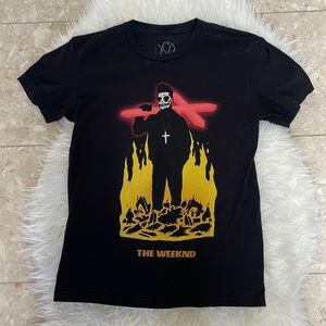 The Weeknd t shirt worn only a couple times in great condition size small